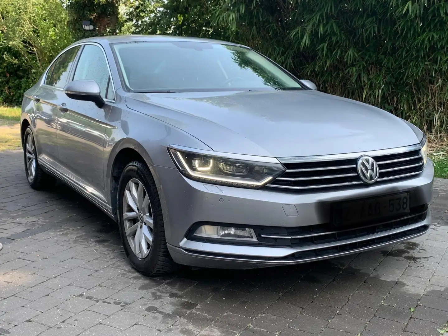Volkswagen Passat Passat 2.0 TDI SCR DSG Highline Srebrny - 1