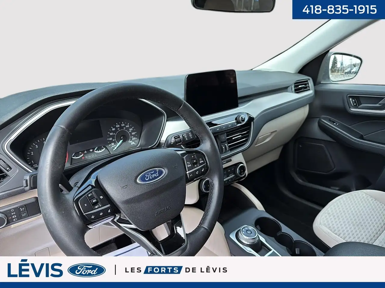 Ford Escape снимка Ford Escape