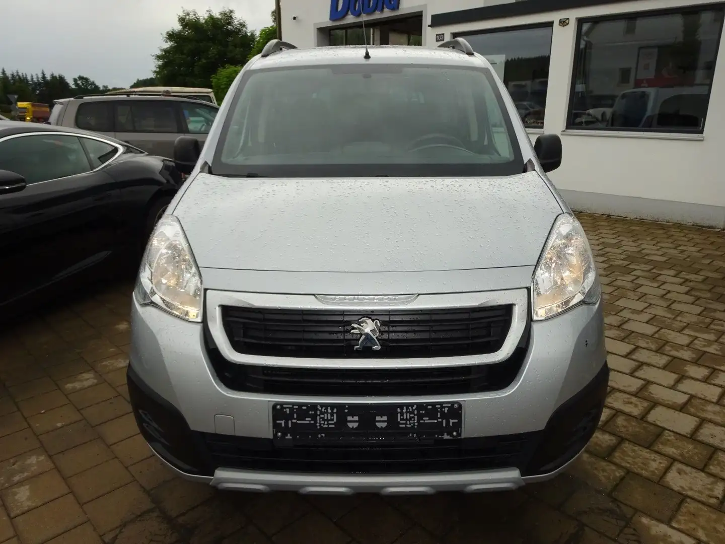 Peugeot Partner Tepee/5 Sitzplätze/AHK/ Euro 6 Grau - 1