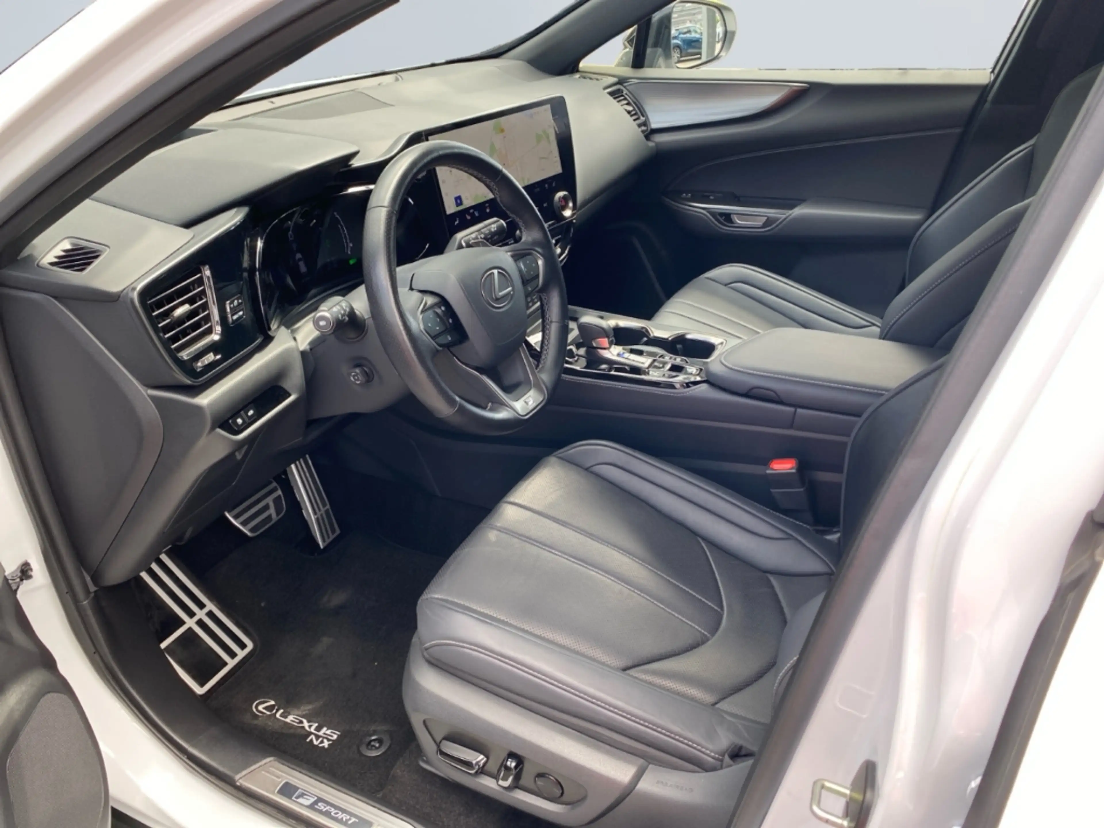 Lexus NX 450h+ F SPORT *Allrad*360°*HUD*Klimasitze*ACC* — photo 9