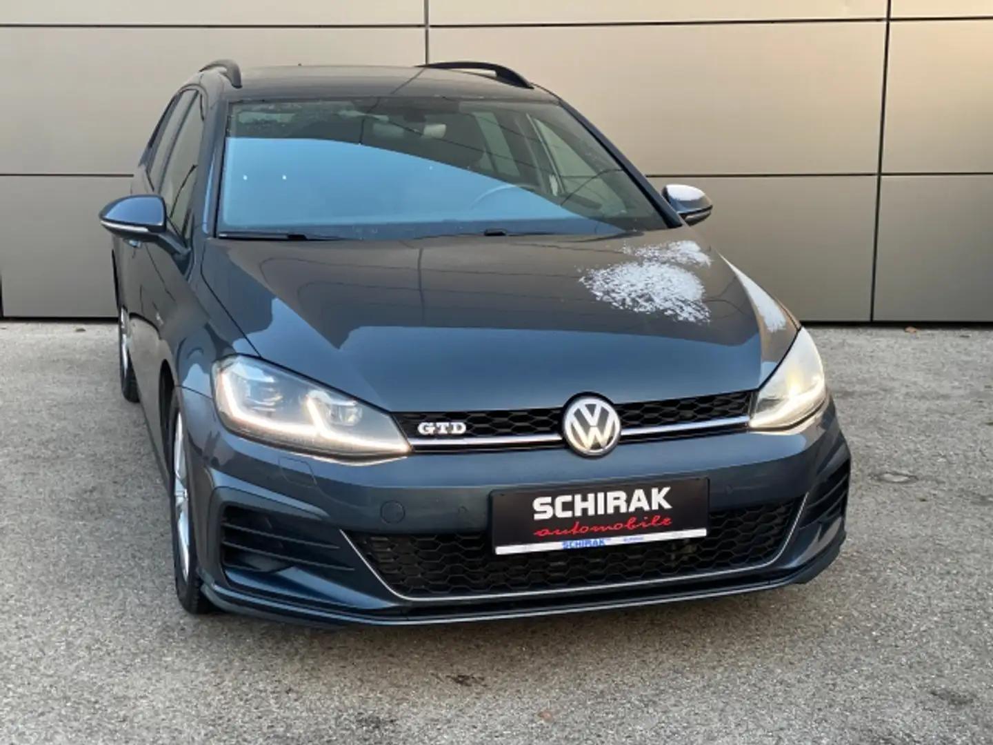 Volkswagen Golf GTD Variant 2,0 TDI DSG Grau - 2