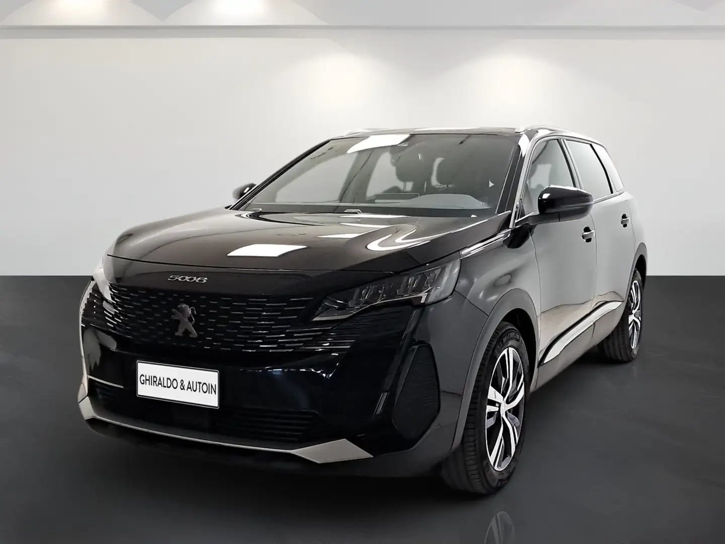 Peugeot 5008 II 2021 1.5 bluehdi Allure Pack s&s 130cv eat8 Noir - 2