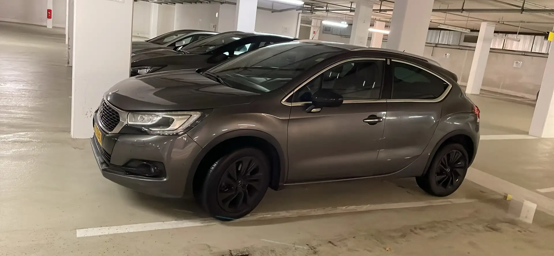 DS Automobiles DS 4 Crossback Grey - 1