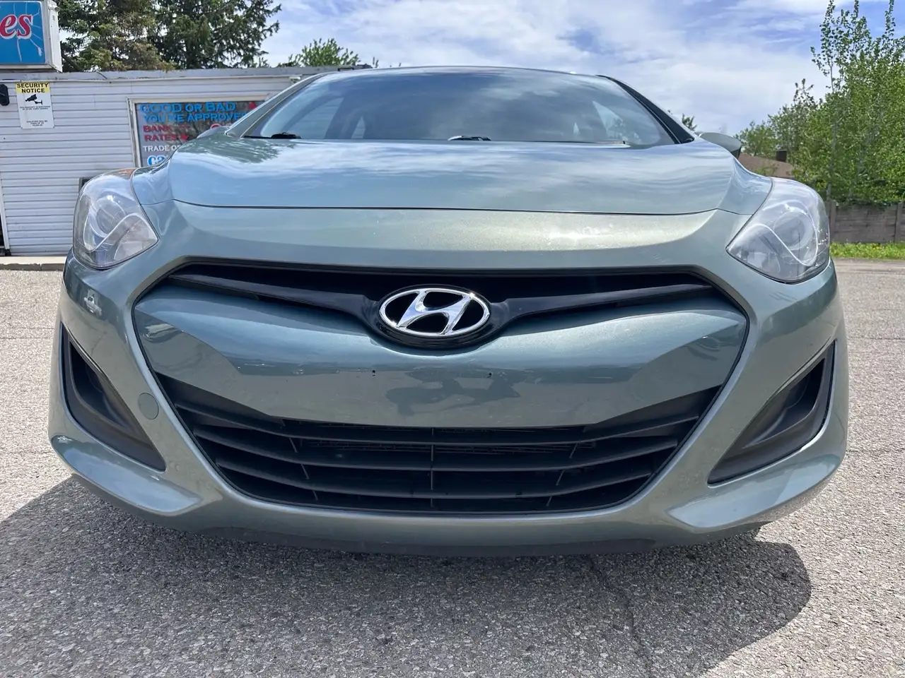 Hyundai ELANTRA снимка Hyundai ELANTRA