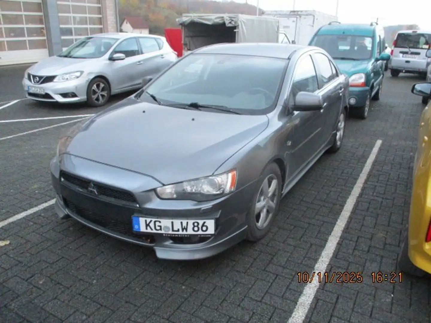 Mitsubishi Lancer Lancer Stufenheck Diesel 1.8 DI-D+ ClearTec Invite Grigio - 2