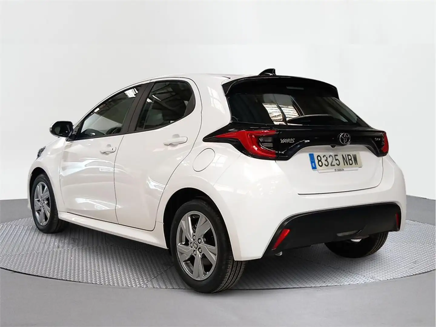 Toyota Yaris 120H 1.5 Active Plus - 2