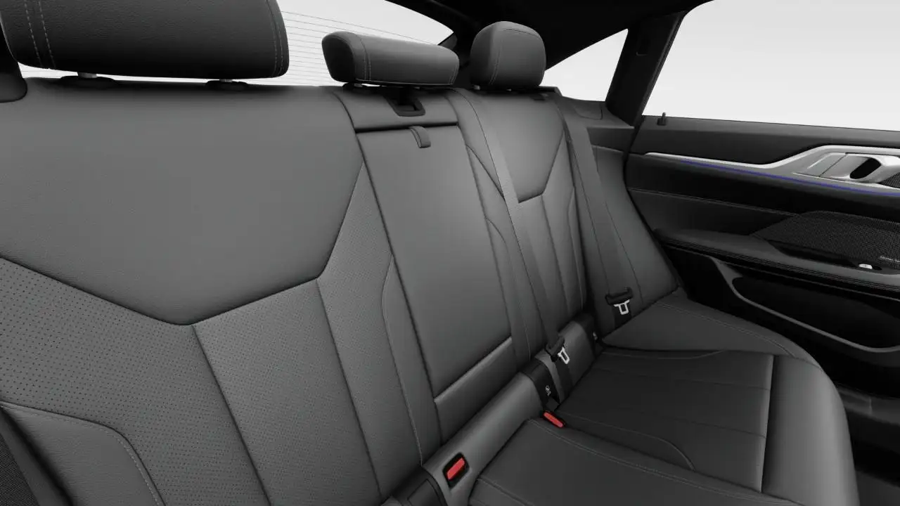 BMW 4 Series снимка BMW 4 Series