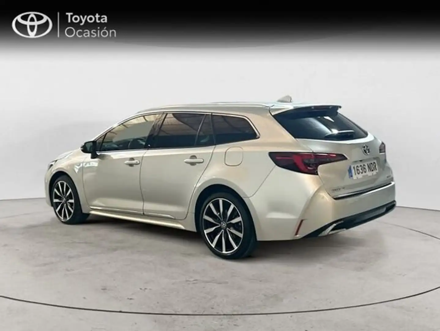 Toyota Corolla 200H STYLE EDITION Plateado - 2