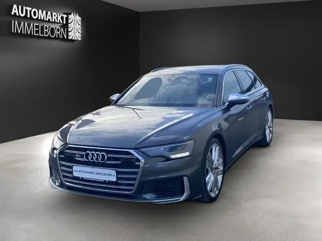 Audi S6 view 3