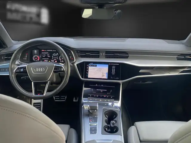 Audi S6 view 13