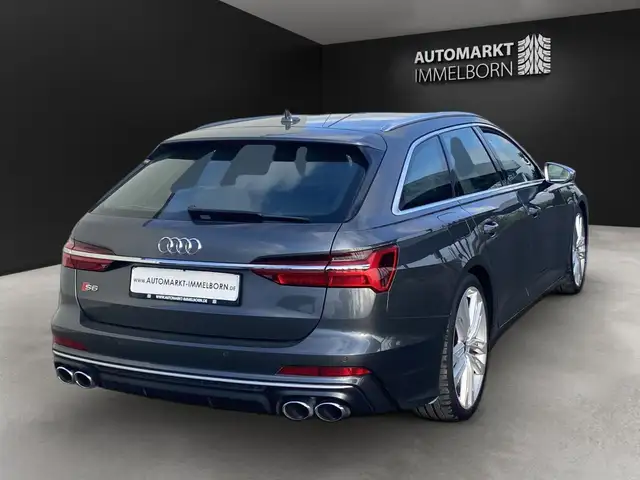 Audi S6 view 7