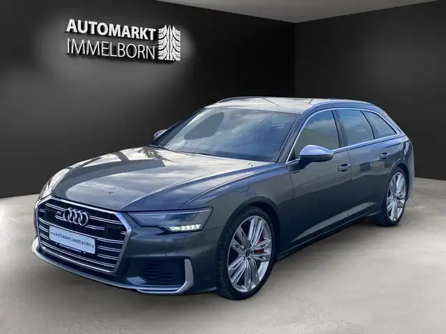 Audi S6 view 4