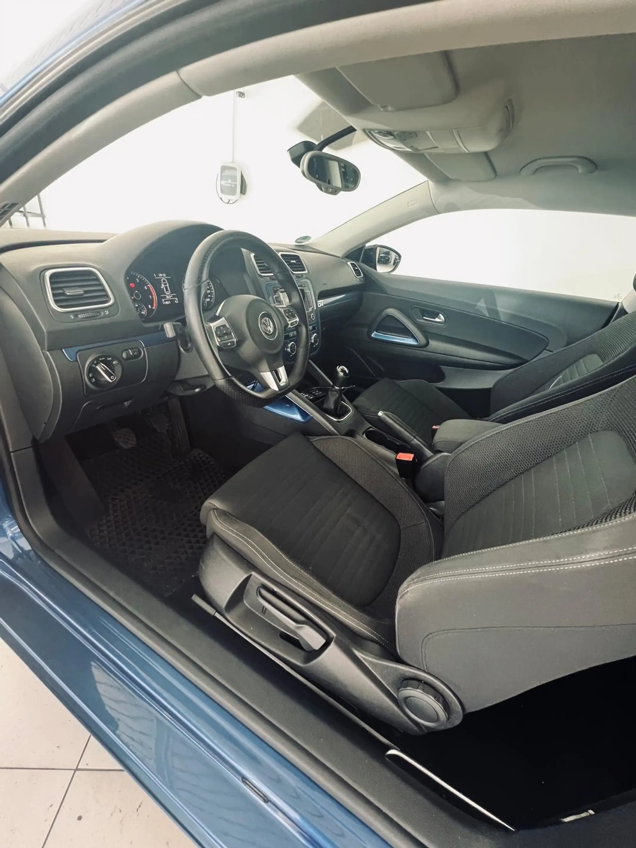 Volkswagen Scirocco 1.4 TSI 154 — photo 6
