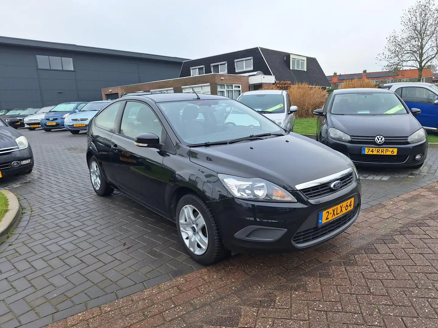 Ford Focus 1.4 Trend / Nette auto / APK november 2026 Zwart - 2