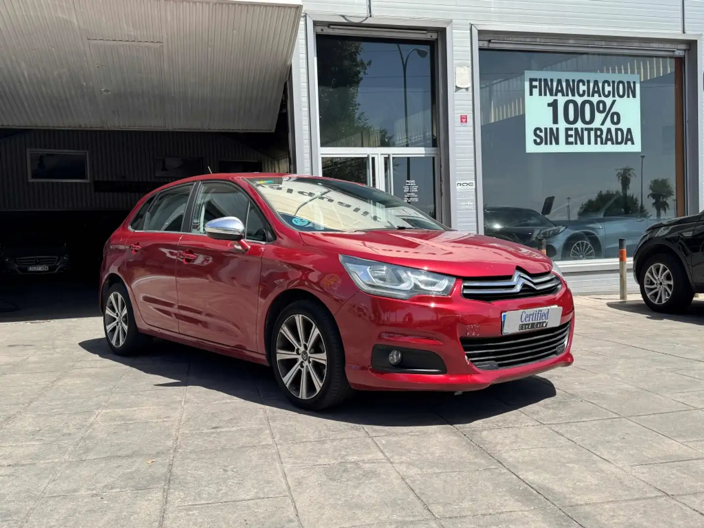 Citroen C4 1.6BlueHDI S&S Feel Edition 120 Rojo - 1