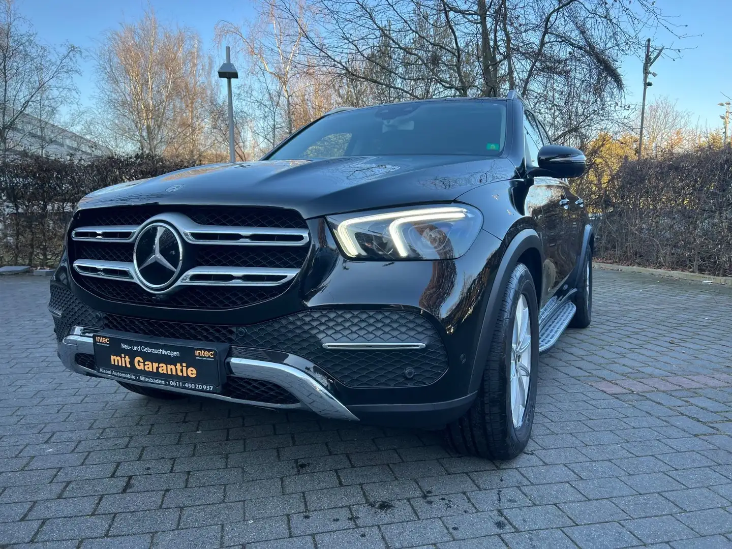 Mercedes-Benz GLE 350 GLE350de 4Matic~LED~Kamera~Leder~Navi~AHK~1.Hand Schwarz - 1