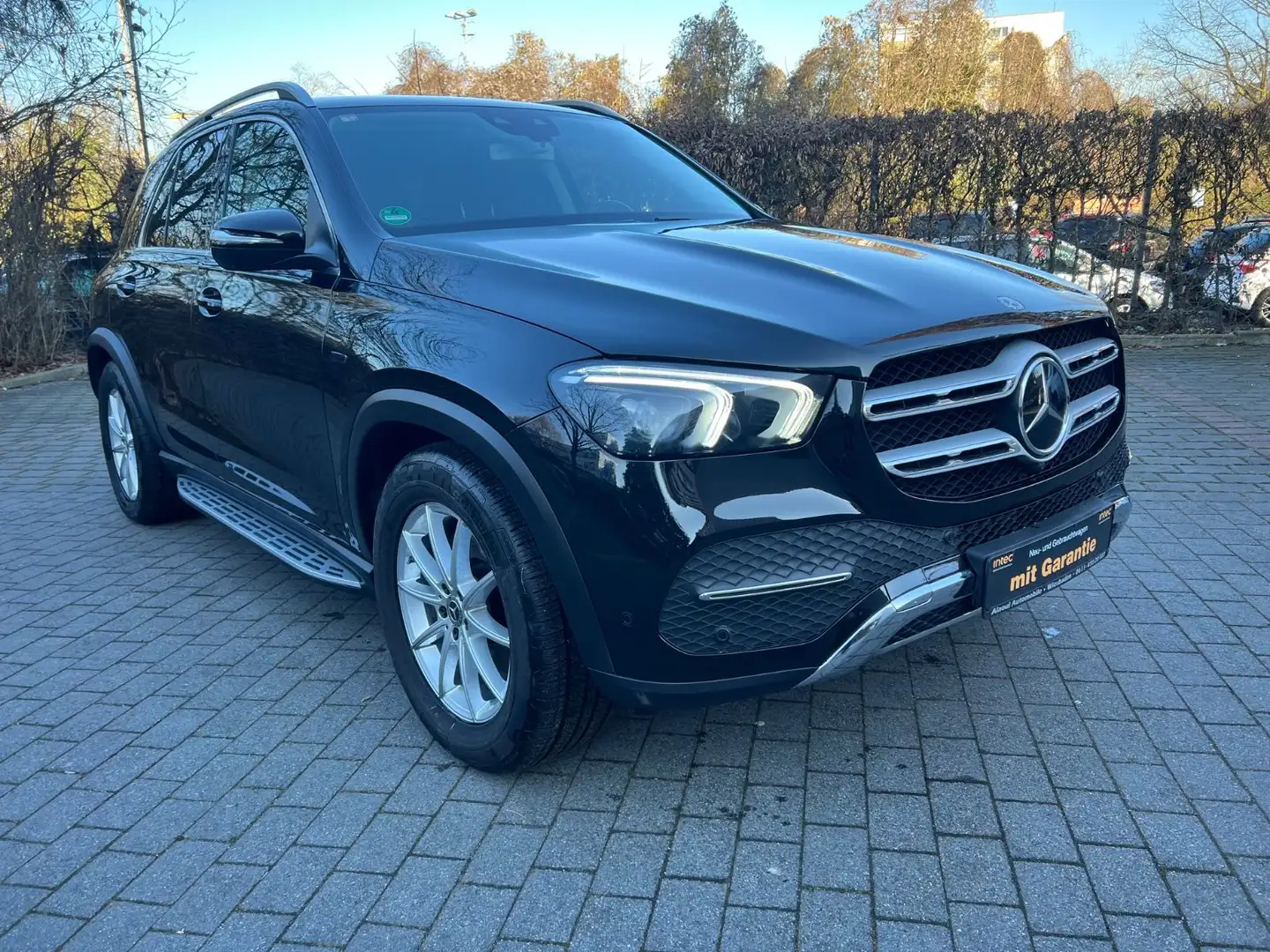 Mercedes-Benz GLE 350 GLE350de 4Matic~LED~Kamera~Leder~Navi~AHK~1.Hand Schwarz - 2