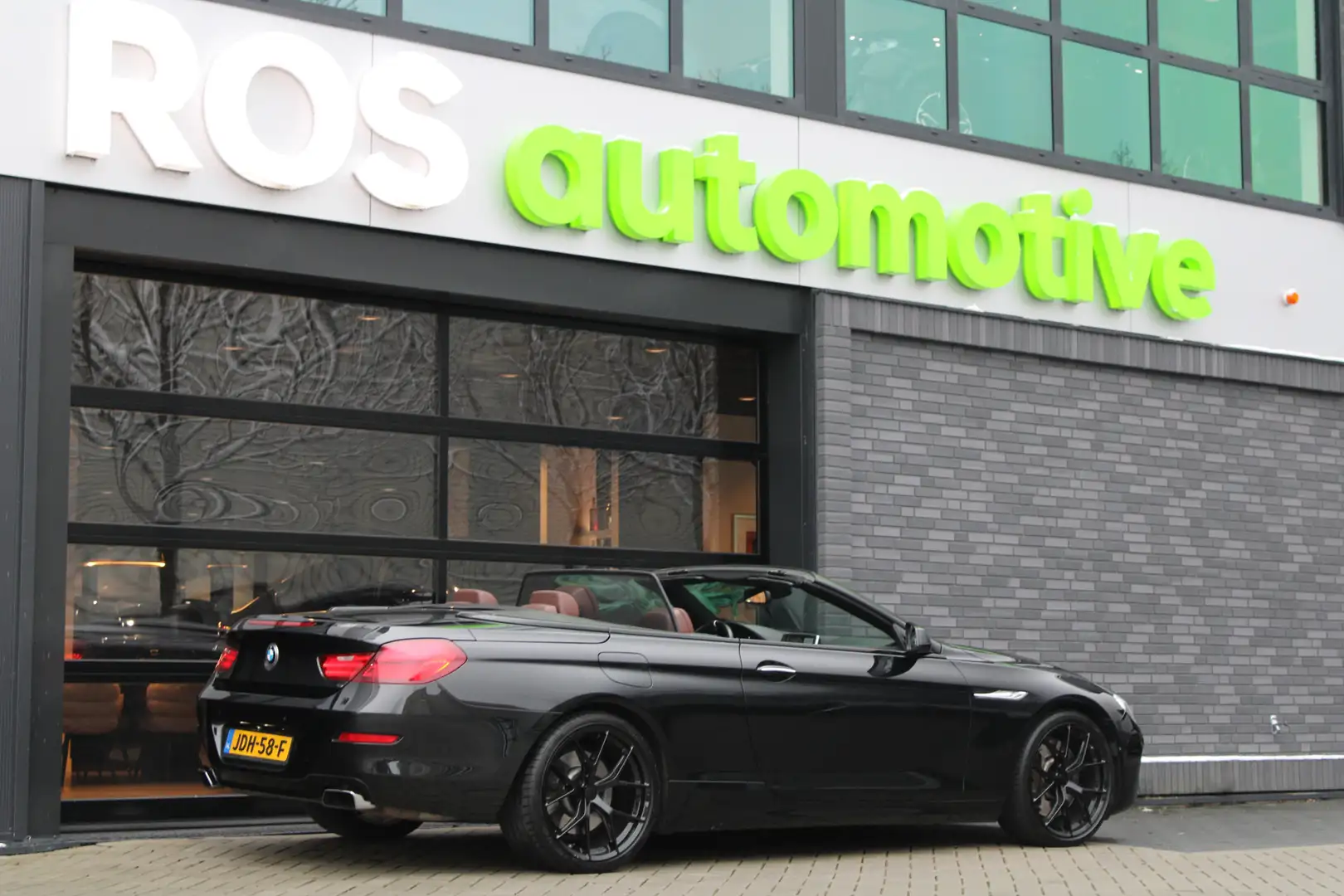BMW 650 6-serie Cabrio 650i High Executive | HUD | KEYLESS Noir - 2