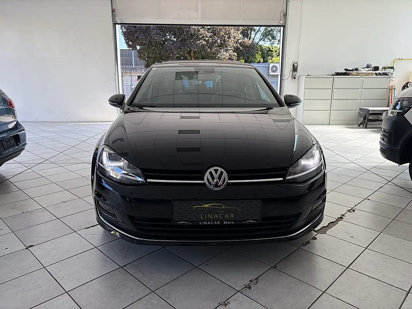 Volkswagen Golf Sky 1,4 BMT TSI DSG Schwarz - 2