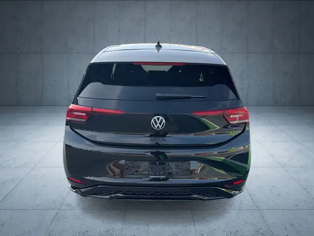 Volkswagen Id.3 view 5