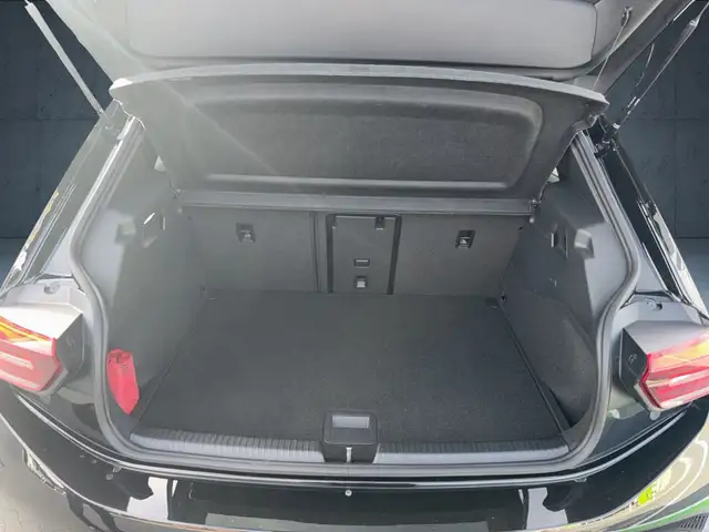 Volkswagen Id.3 view 14