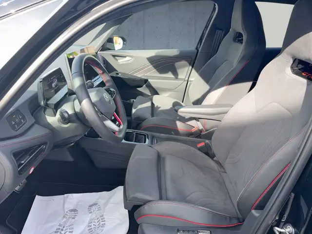 Volkswagen Id.3 view 10