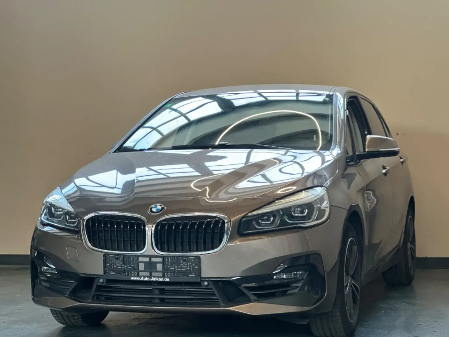 BMW 220 Sport Line HeadUp/Kamera/LED Beige - 1