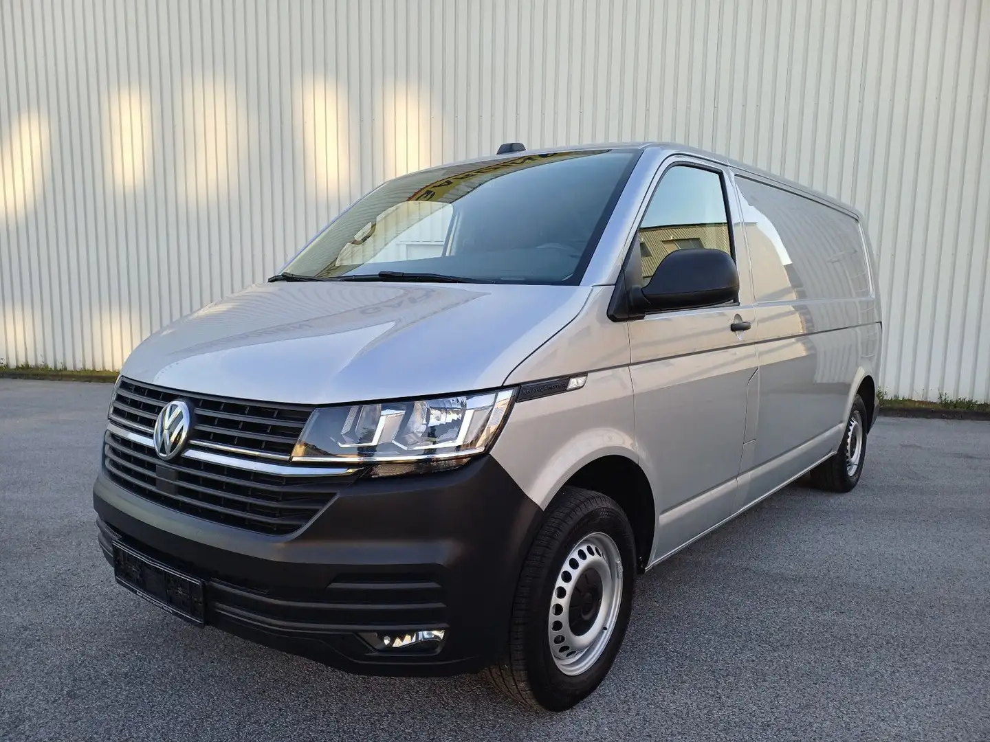 Volkswagen T6 Transporter T6.1 Transporter Kasten lang/DSG/Navi/ACC/AHK Argent - 1