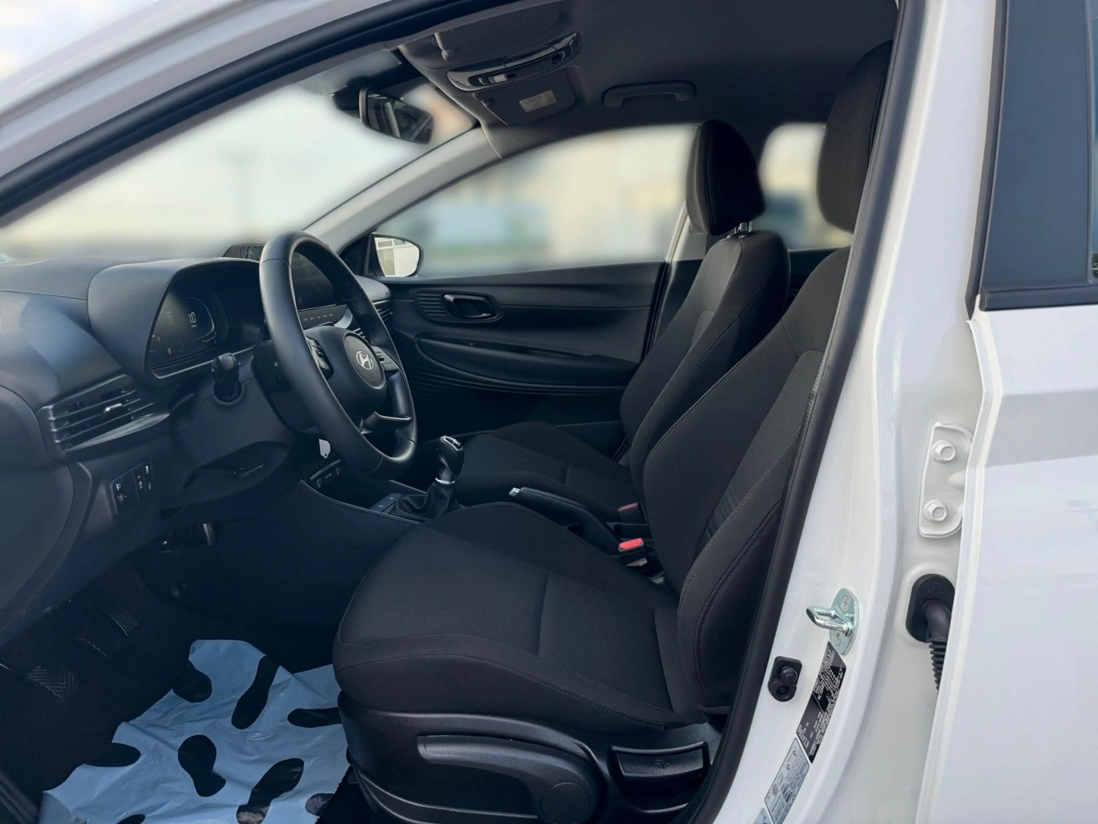 Hyundai BAYON 1.0T Select NAVI KAMERA DAB APP PDC — photo 8