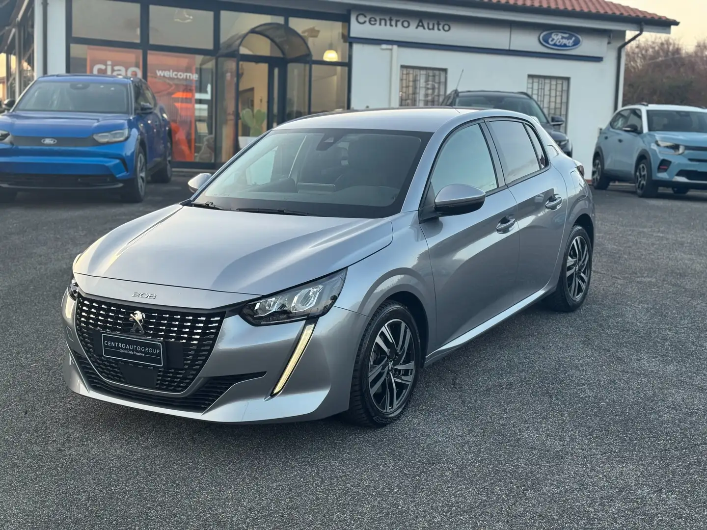Peugeot 208 208 II 2019 1.5 bluehdi Allure s Silber - 2
