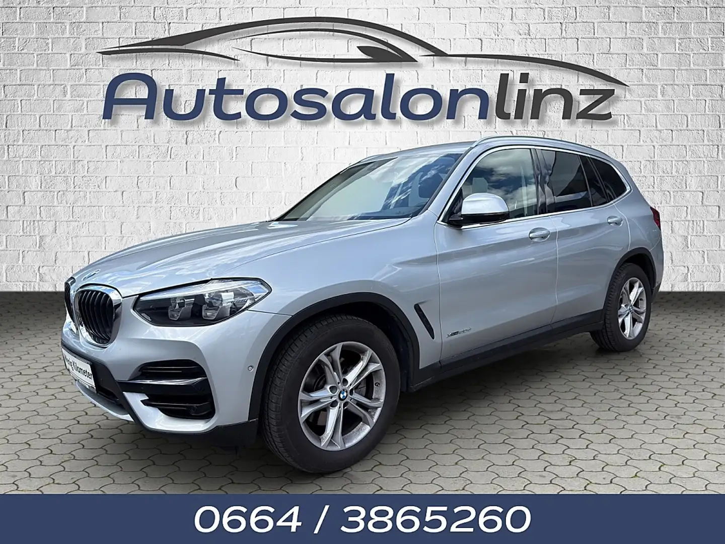 BMW X3 xDrive 20d Advantage Aut. Silber - 1