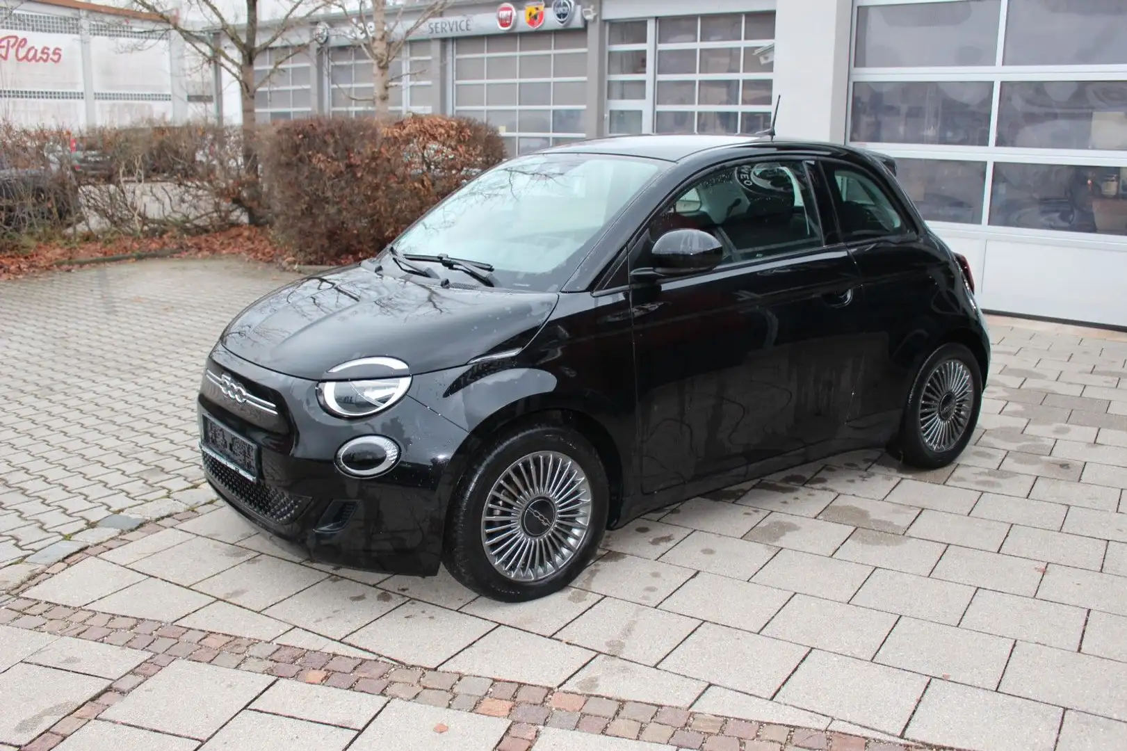 Fiat 500e Action Radio & Winter-Paket Schwarz - 1