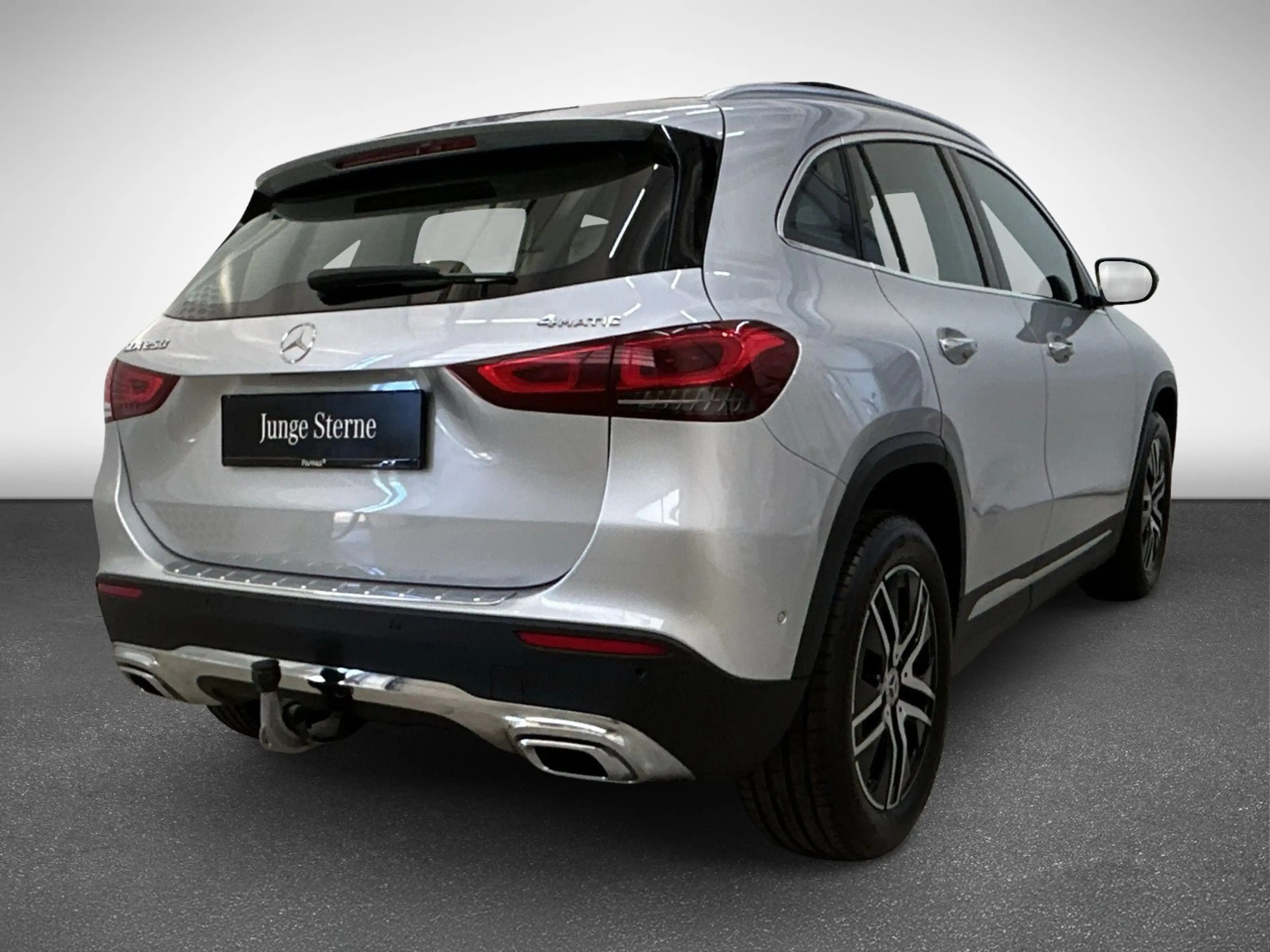 Mercedes-Benz GLA 250 4MATIC Navi SHZ — photo 6