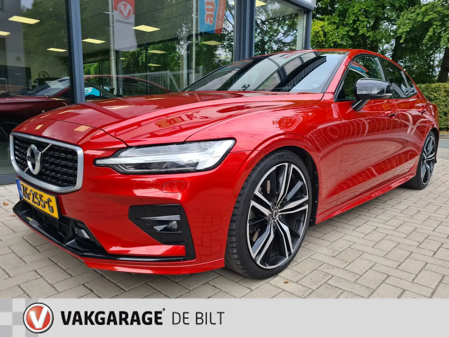 Volvo S60 2.0 T5 Intro Edition|R-design|panodak|trekhaak Orange - 1