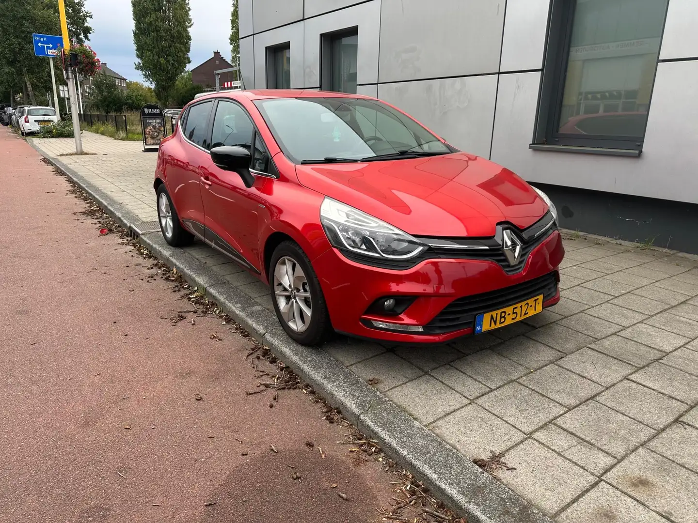 Renault Clio 0.9 TCe Limited Navi PDC NAP Rood - 2