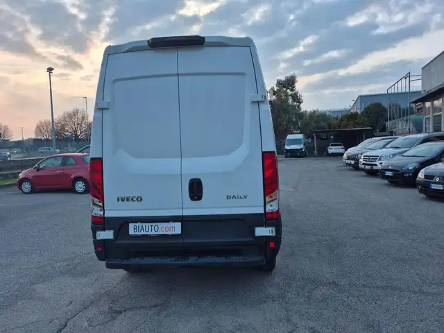 Iveco Daily view 6