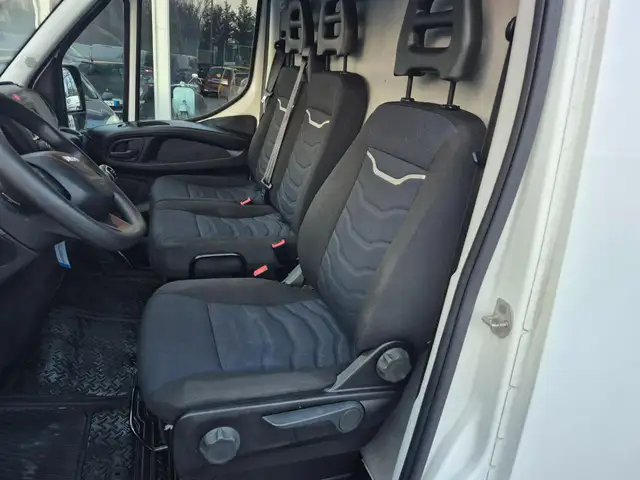 Iveco Daily view 5