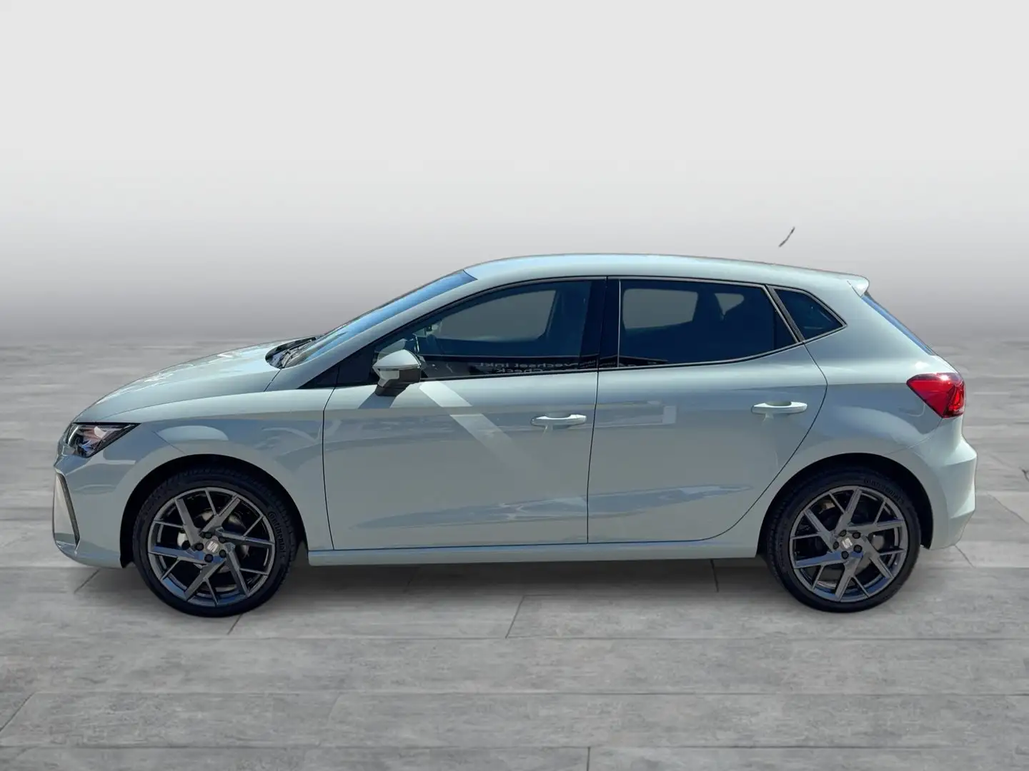 SEAT Ibiza Style Edition 1.0 TSI 95PS Grau - 2