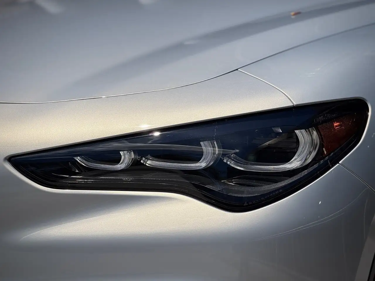 Alfa Romeo Stelvio снимка Alfa Romeo Stelvio