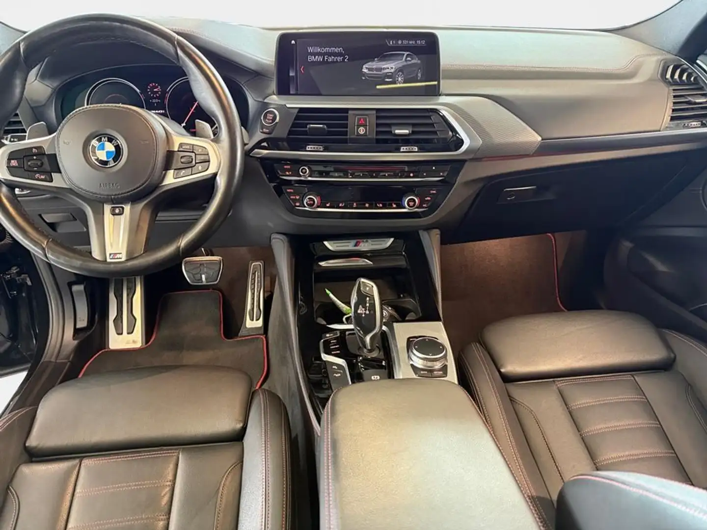 BMW X4 M M Sport Schwarz - 2
