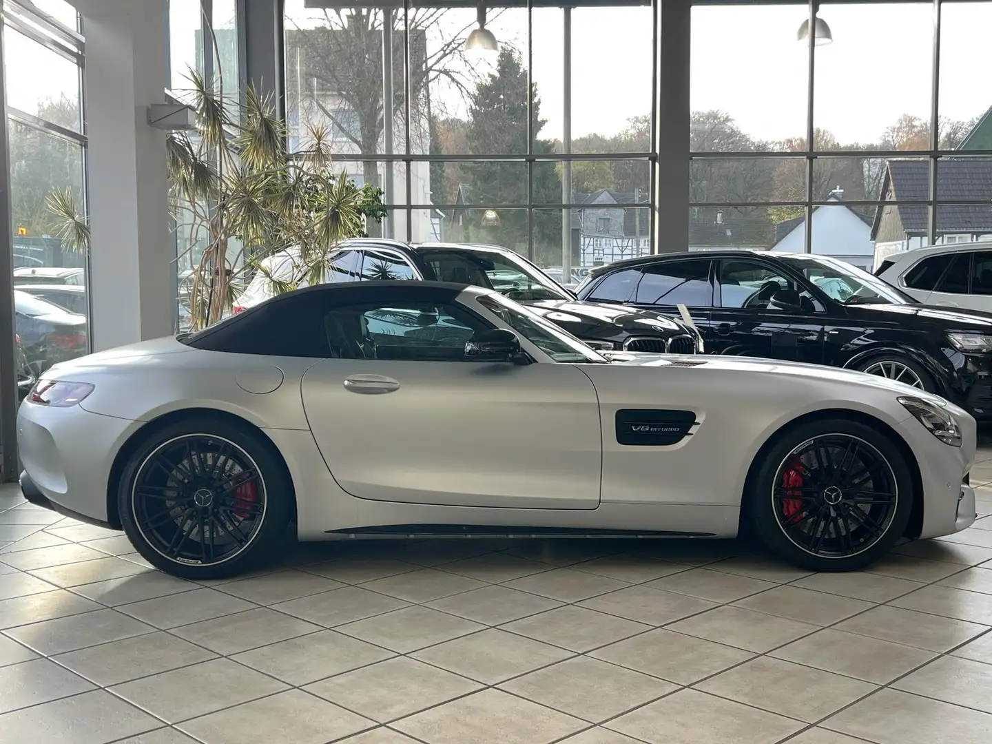 Mercedes-Benz AMG GT AMG GT C Performance ROADSTER*MAGNO*Airscarf*ACC Grau - 2