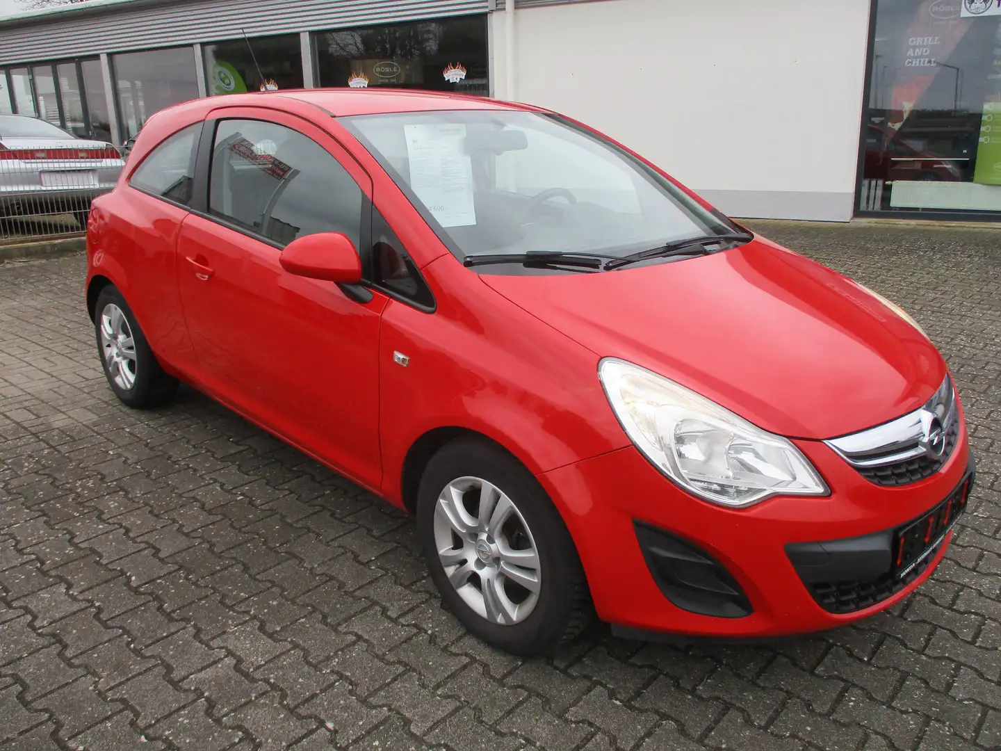Opel Corsa 1.4 16V Color Edition Rouge - 1