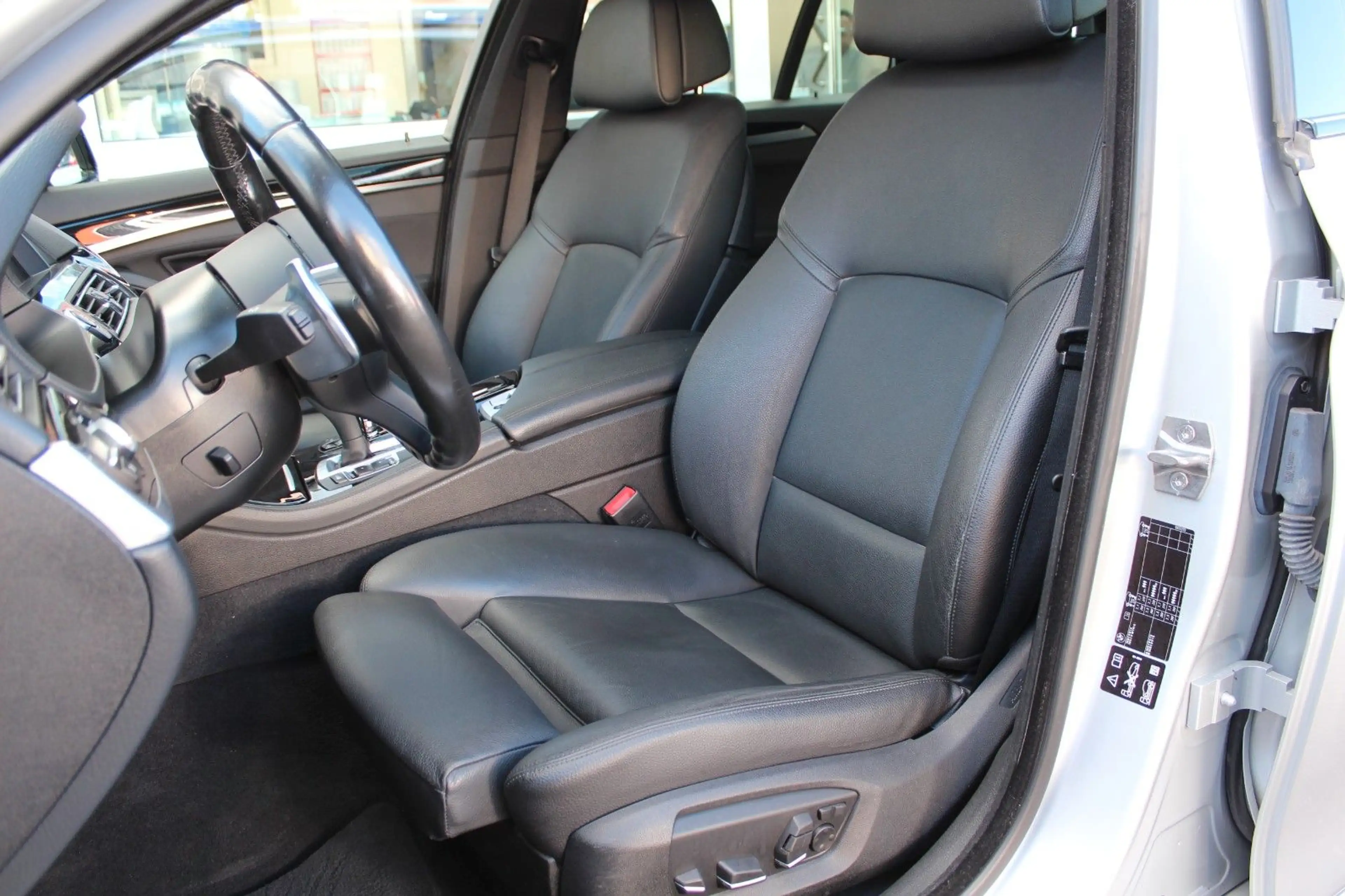 BMW 550 d T xDrive LED*Panorama*Standh.*HuD*H&K*ACC — photo 8