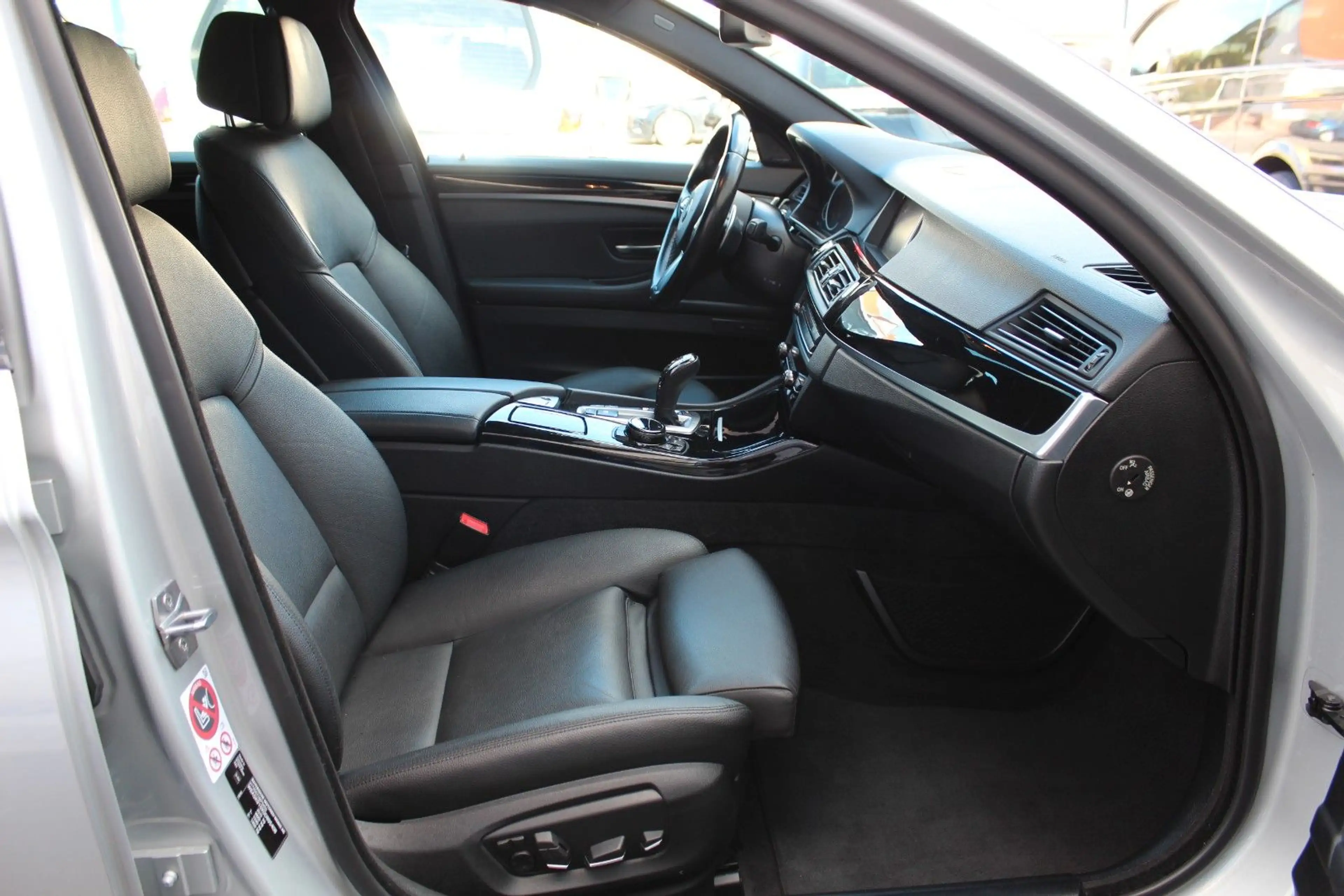 BMW 550 d T xDrive LED*Panorama*Standh.*HuD*H&K*ACC — photo 12