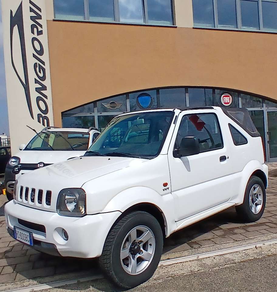 Suzuki Jimny 1,3cc CLIMA vettura 4 posti jd 4wd neopatentati