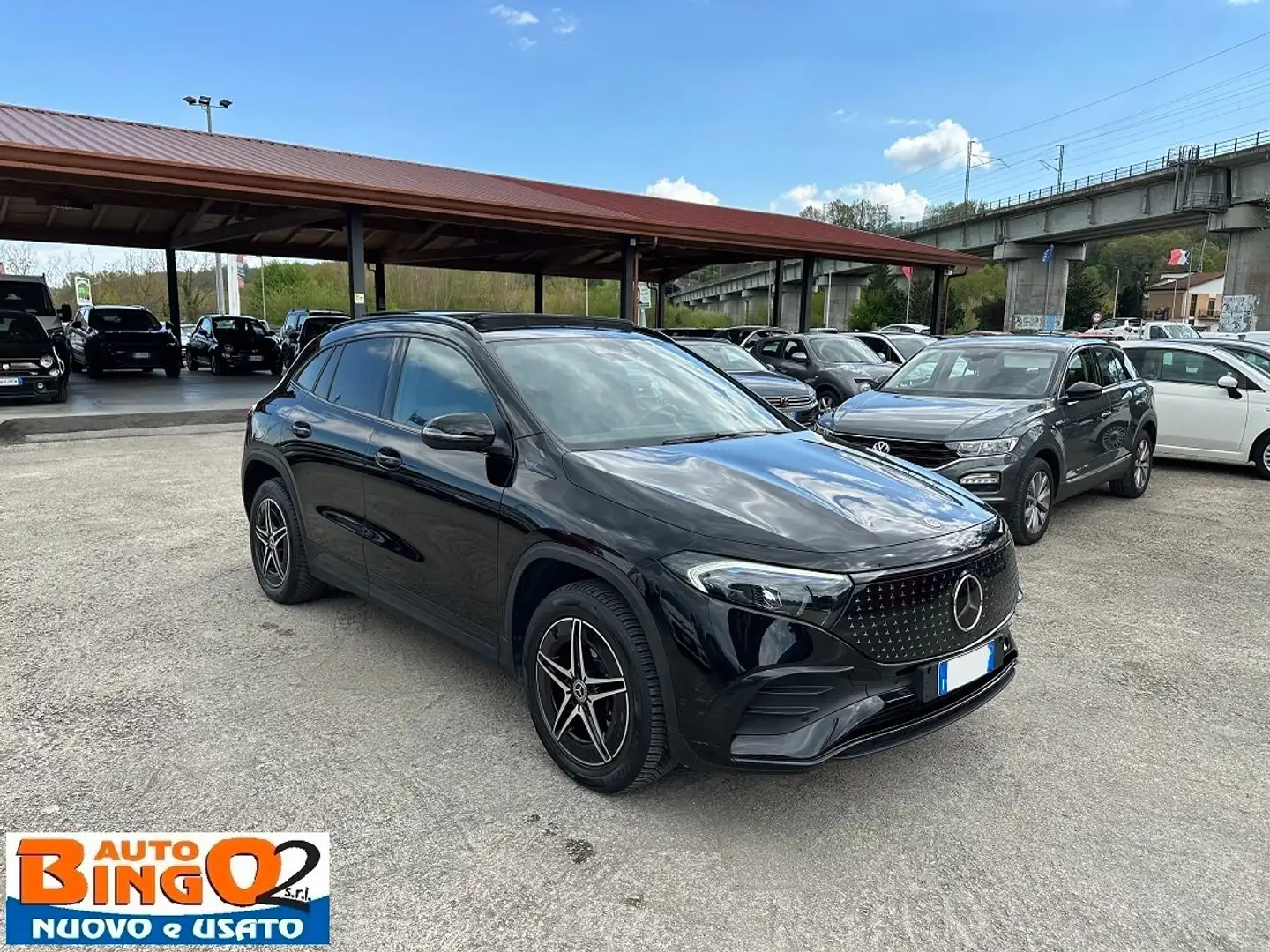 Mercedes-Benz EQA EQA 250 Premium Plus Чорний - 2
