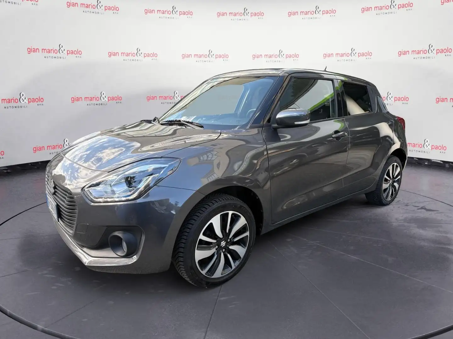 Suzuki Swift 1.2 Hybrid 4WD AllGrip Top Gris - 1