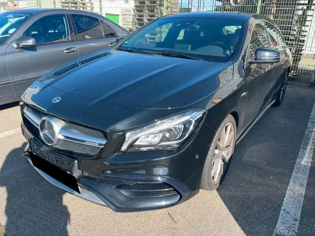 Mercedes-Benz CLA 45 AMG