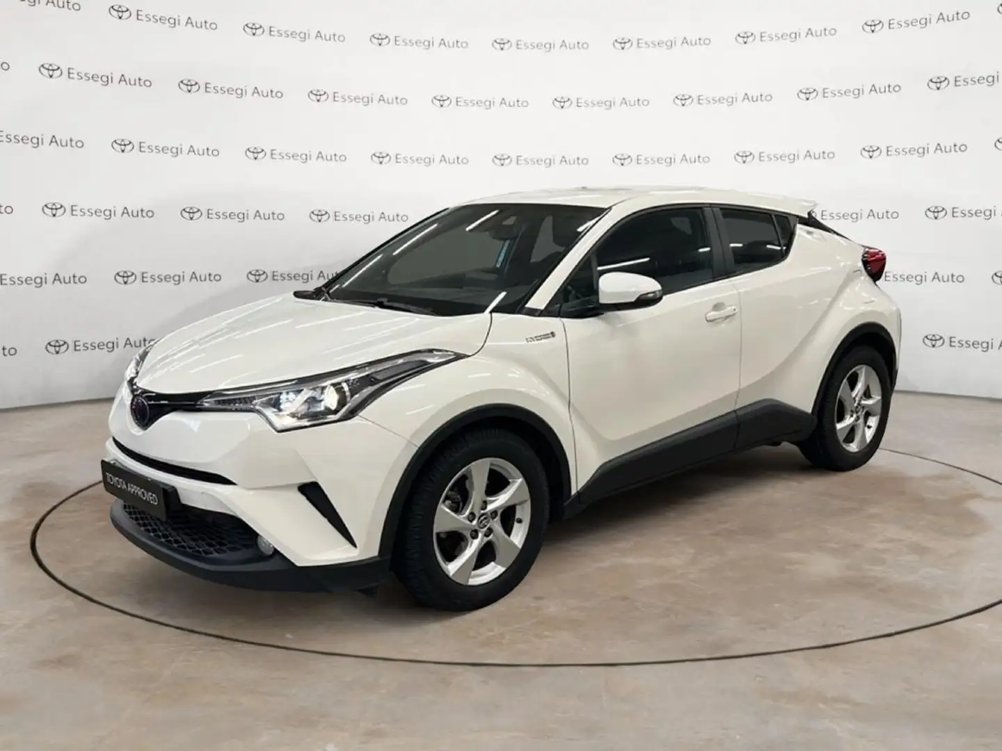 Toyota C-HR 1.8 Hybrid E-CVT Active Weiß - 1