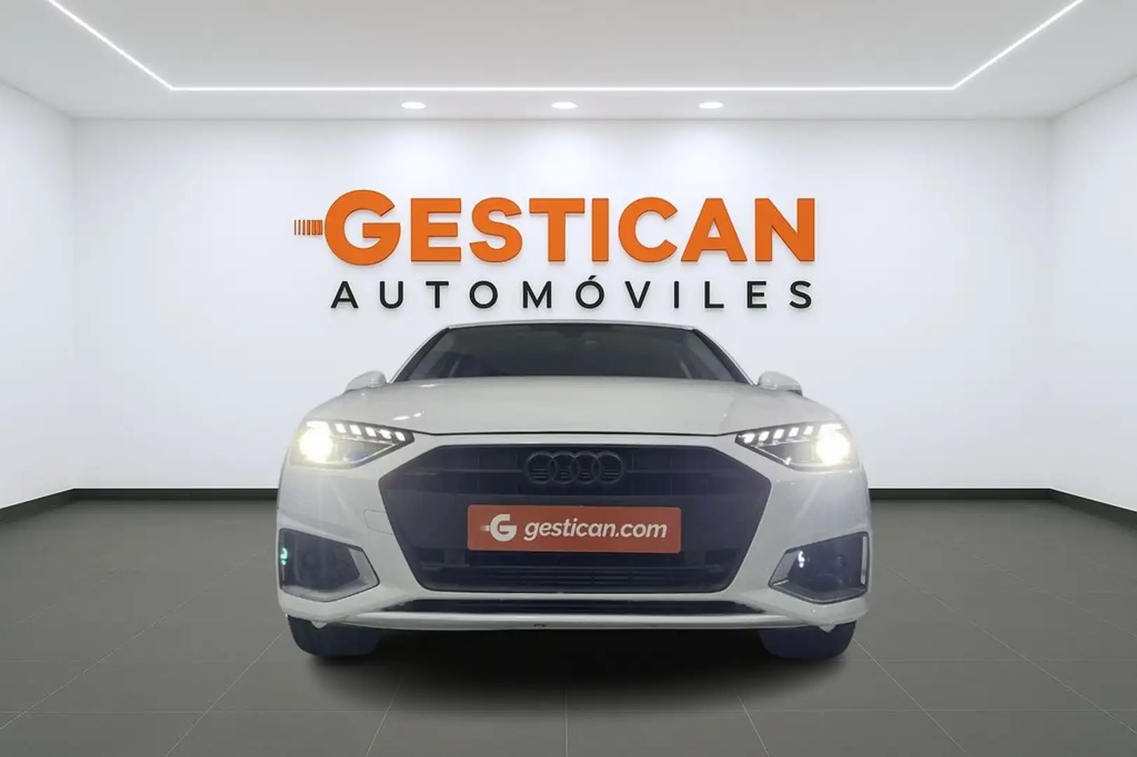 Audi A4 Advanced 35 TFSI 110kW (150CV) S tronic Blanc - 2